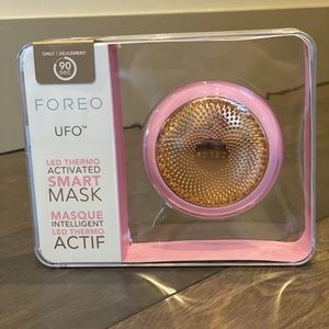 FOREO UFO Smart Mask with 3 masks